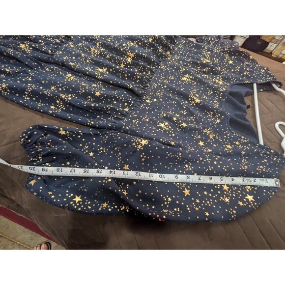 Gorgeous long sleeve navy cupcake style tiered dress w/gold foil star print 3X - Picture 9 of 10